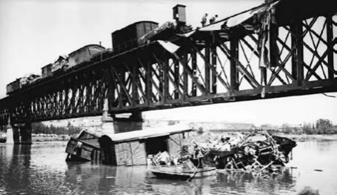 Foto 2 - El descarrilamiento de 1930 en el Puente del Pradillo
