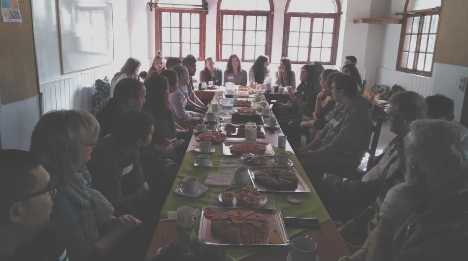Foto 2 - Edad, idioma, acreditaci&oacute;n o falta de experiencia en los j&oacute;venes, principales barreras para...