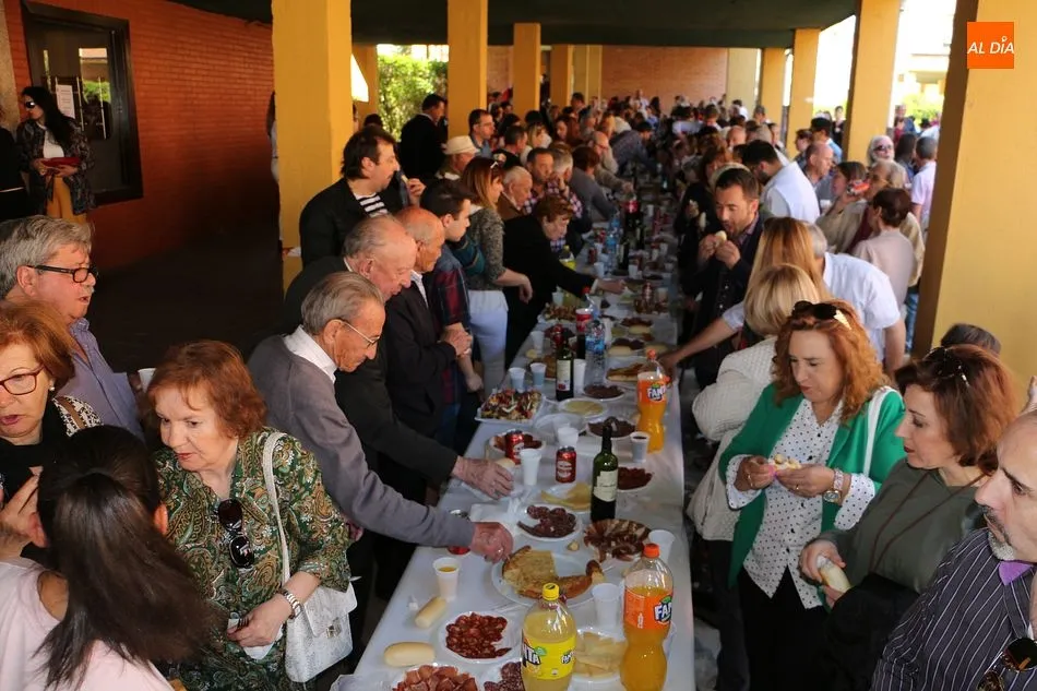 Foto 4 - Soleada fiesta de San Jos&eacute; obrero en la villa