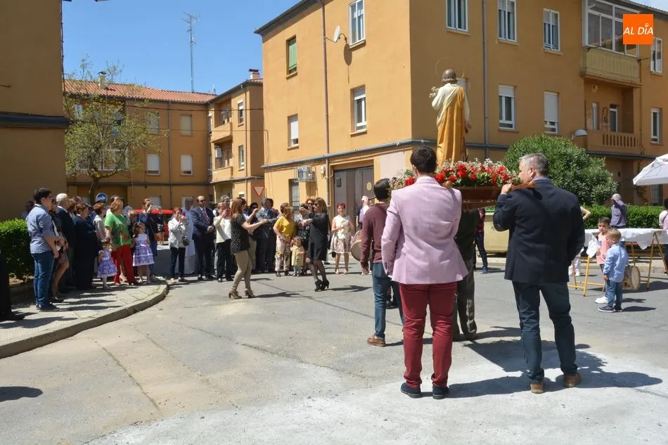 Foto 5 - Misa y encuentro vecinal para celebrar el d&iacute;a de San Jos&eacute; en Ciudad Jard&iacute;n