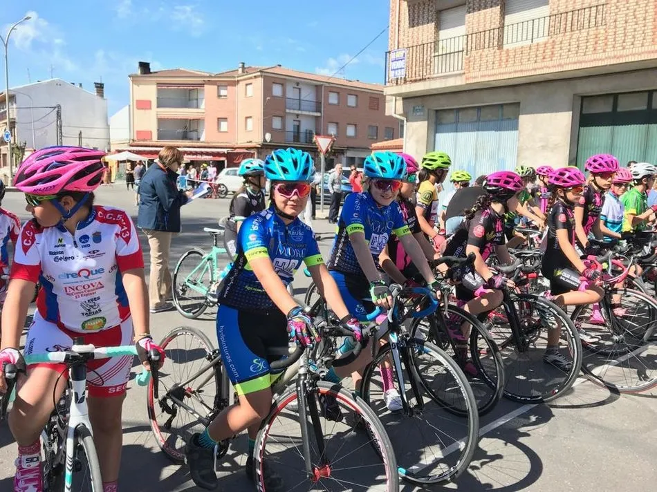 Foto 10 - Excelente debut en carretera de la Escuela de Ciclismo Salmantina con cinco puestos de privilegio...