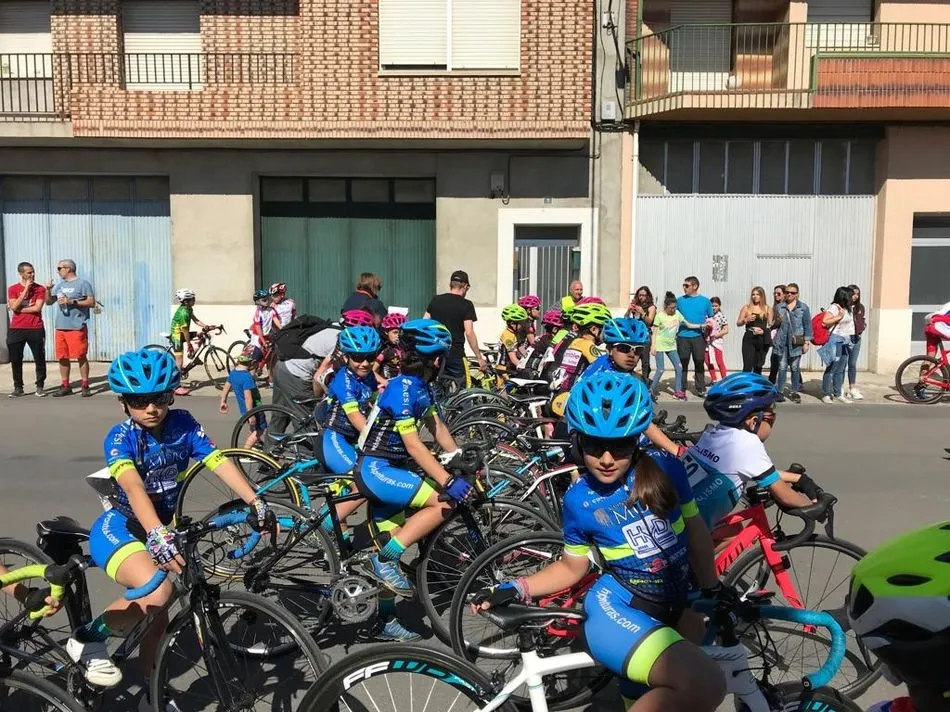 Foto 9 - Excelente debut en carretera de la Escuela de Ciclismo Salmantina con cinco puestos de privilegio...