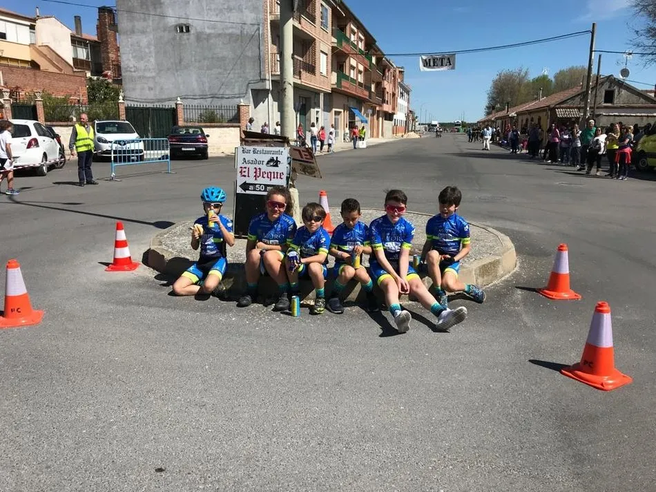 Foto 8 - Excelente debut en carretera de la Escuela de Ciclismo Salmantina con cinco puestos de privilegio...