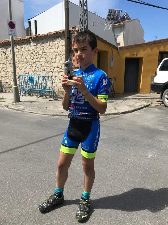 Foto 5 - Excelente debut en carretera de la Escuela de Ciclismo Salmantina con cinco puestos de privilegio...