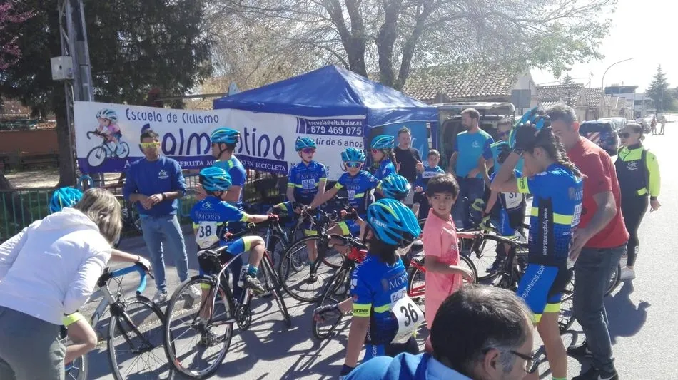 Foto 3 - Excelente debut en carretera de la Escuela de Ciclismo Salmantina con cinco puestos de privilegio...