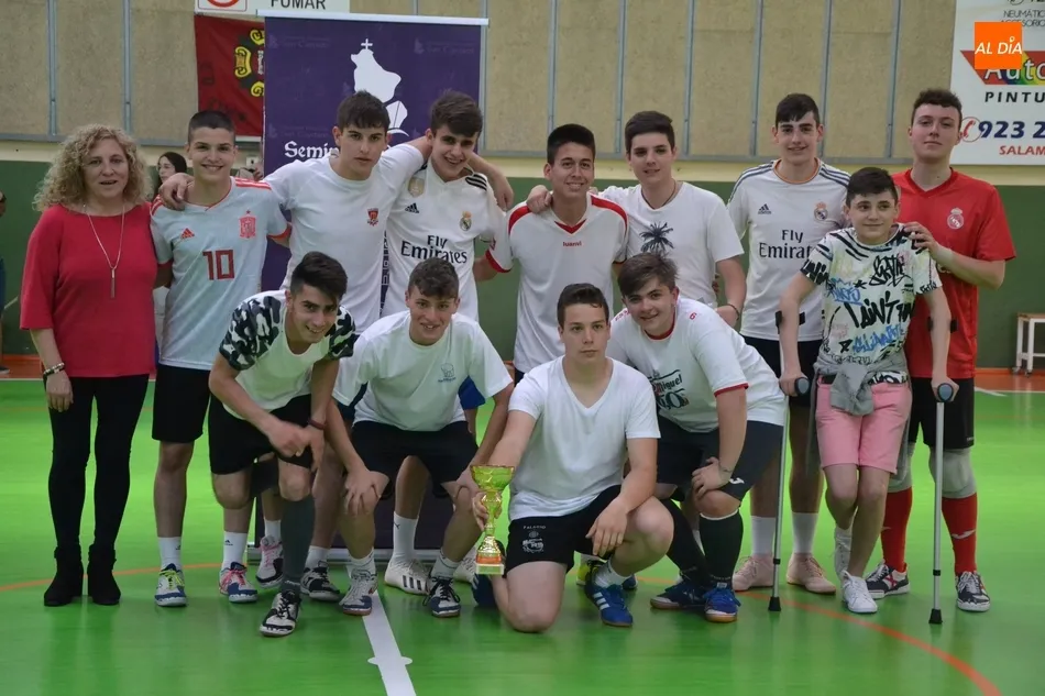 Foto 6 - Buena sesi&oacute;n de finales en el XII Trofeo San Cayetano, que tuvo un recuerdo para Iker Casillas  