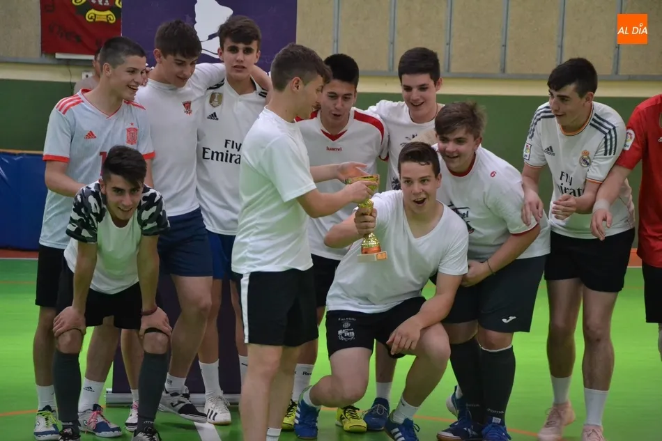 Foto 5 - Buena sesi&oacute;n de finales en el XII Trofeo San Cayetano, que tuvo un recuerdo para Iker Casillas  