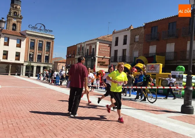 Foto 8 - Juan Antonio Jim&eacute;nez y Sara Izquierdo coronan la 27&ordm; Carrera Popular &lsquo;Hijos, Padres y...