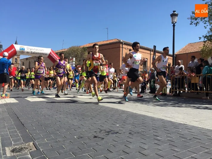 Foto 6 - Juan Antonio Jim&eacute;nez y Sara Izquierdo coronan la 27&ordm; Carrera Popular &lsquo;Hijos, Padres y...
