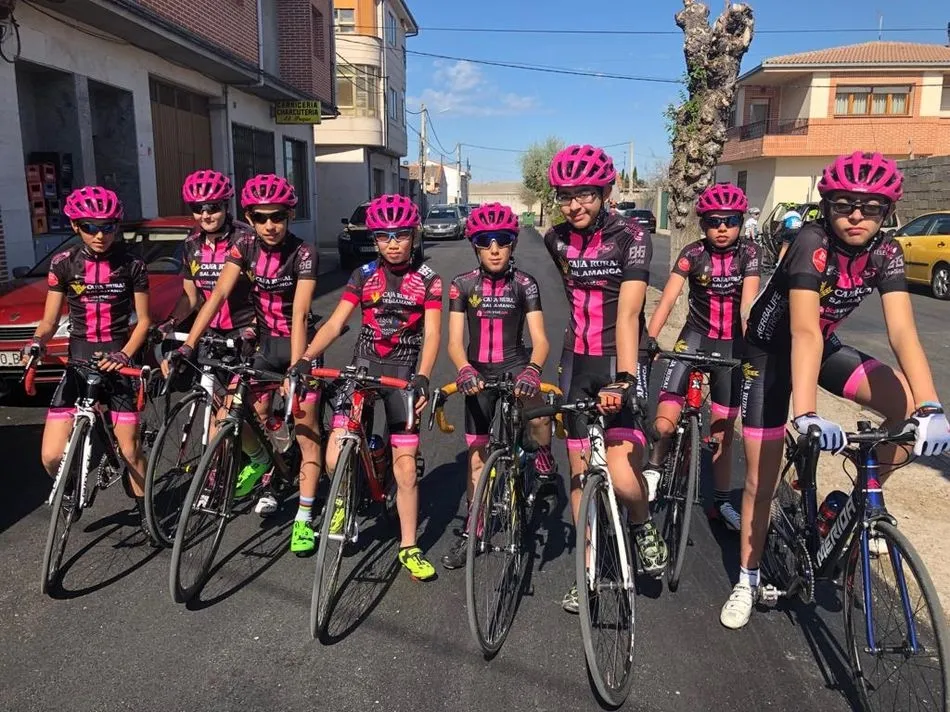 Foto 7 - Importante triunfo del equipo cadete del Club Ciclista Promesal en Madrid  