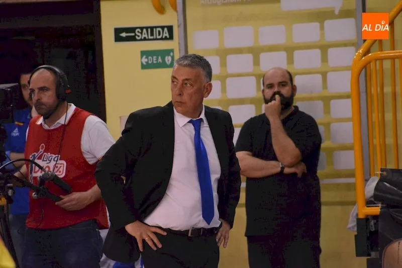 Miguel Ángel Ortega durante el partido / Lydia González