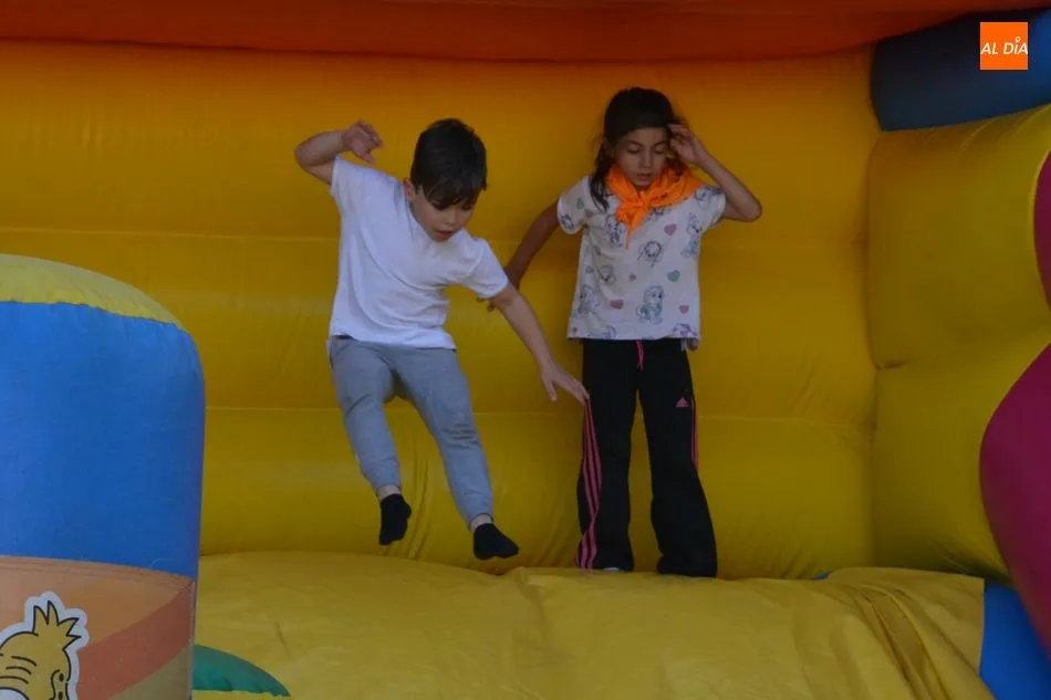 Foto 7 - Intensa jornada festiva en el Colegio Antonio Machado