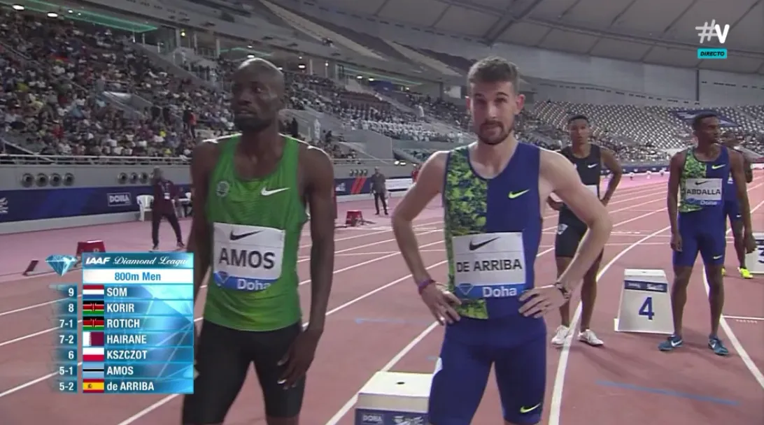 Nijel Amos y Álvaro de Arriba justo antes de la salida