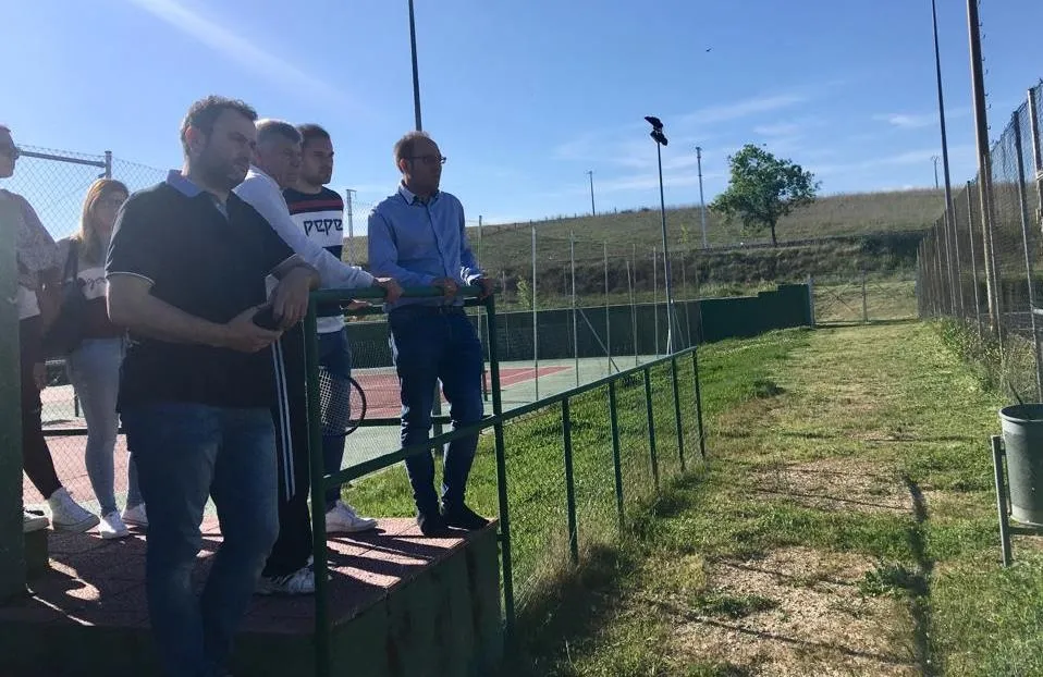 Foto 2 - El PP expresa su inter&eacute;s en fomentar la afici&oacute;n por la pesca, sobre todo entre los j&oacute;venes  