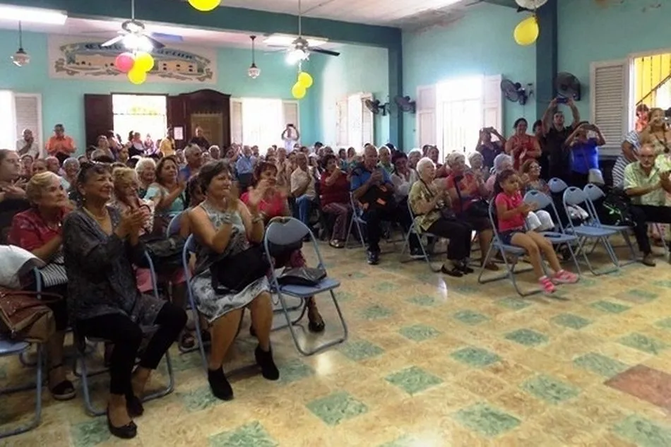 Foto 2 - El Club de Villarino en La Habana celebra el d&iacute;a de Castilla y Le&oacute;n  