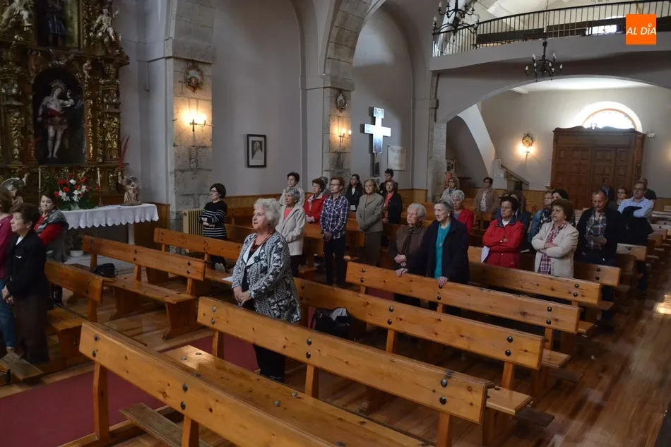 Foto 5 - Recta final de la novena de la Virgen de los Remedios, cuya procesi&oacute;n depender&aacute; de la Media...
