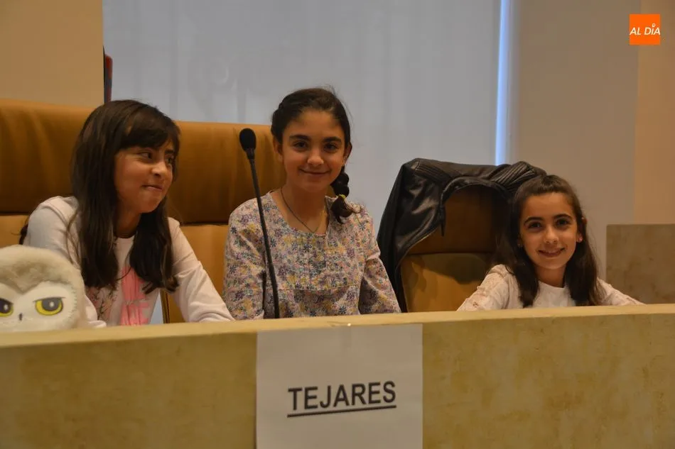 Foto 4 - Una treintena de menores traslada sus propuestas al alcalde para seguir mejorando la ciudad  