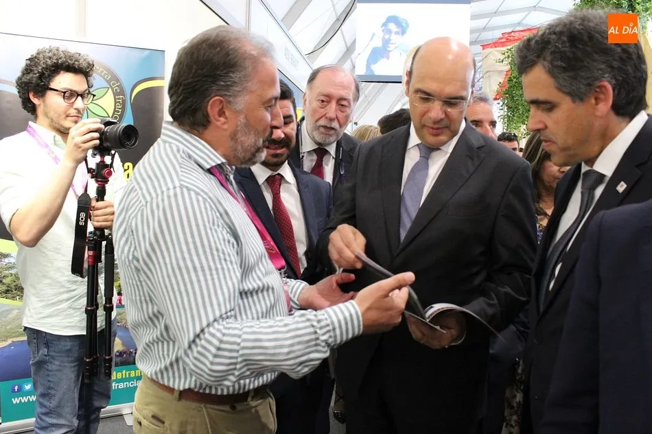 Foto 5 - La Sierra promociona en la Feria Ib&eacute;rica de Turismo sus encantos paisaj&iacute;sticos y culturales  