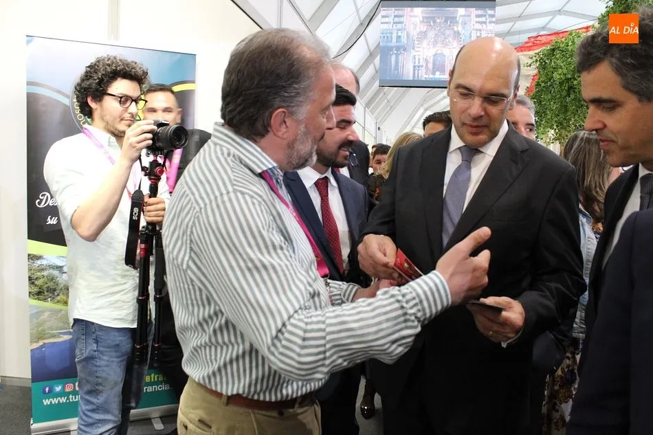 Foto 3 - La Sierra promociona en la Feria Ib&eacute;rica de Turismo sus encantos paisaj&iacute;sticos y culturales  
