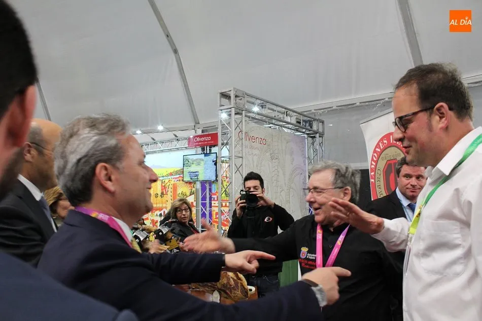 Foto 11 - Guijuelo promociona sus productos en la Feria Ib&eacute;rica de Turismo de Guarda  
