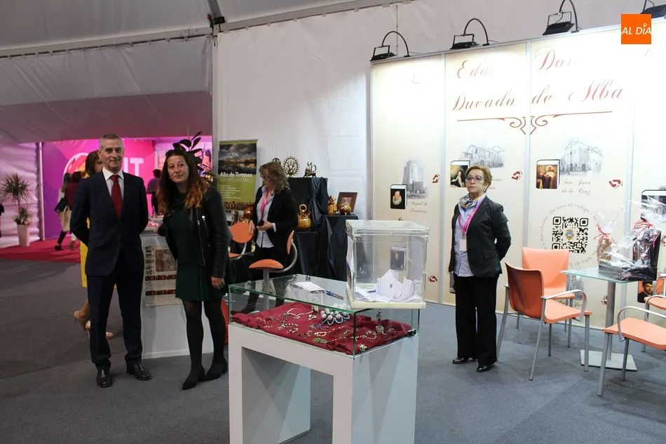 Foto 4 - Alba de Tormes muestra su riqueza cultural en la Fer&iacute;a Ib&eacute;rica de Guarda