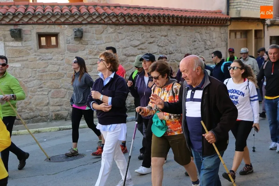 Foto 9 - Las Arribes muestran todo su encanto en la Marcha de Senderismo de Aldead&aacute;vila  