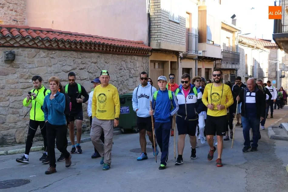 Foto 4 - Las Arribes muestran todo su encanto en la Marcha de Senderismo de Aldead&aacute;vila  