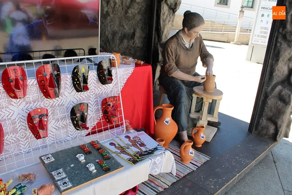 Foto 11 - Bragan&ccedil;a invita a vivir la Feria de las Cantarinhas y de Artesan&iacute;a  
