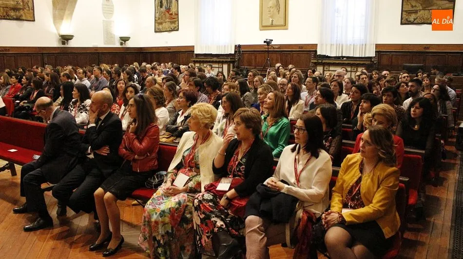 Foto 7 - La Universidad de Salamanca acoge la primera reuni&oacute;n de antiguos alumnos del a&ntilde;o