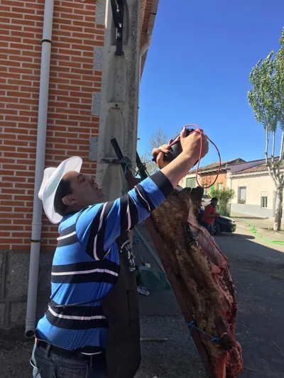 Foto 10 - Cantaracillo celebra su IV matanza t&iacute;pica