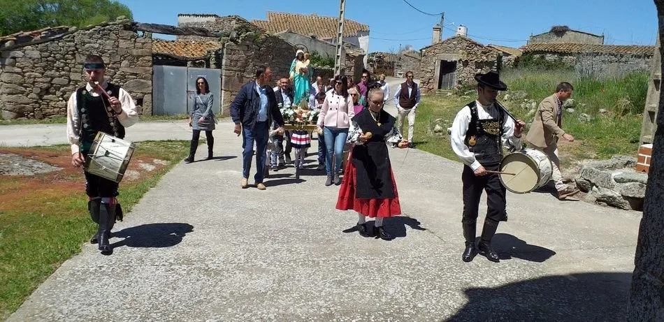 Foto 6 - La Moralita celebra su fiesta en honor a la Virgen de las Candelas  