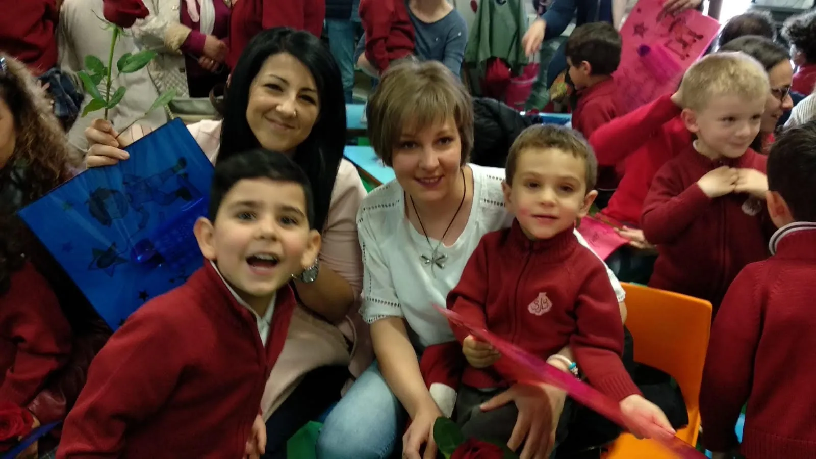 Foto 11 - Los alumnos de Educaci&oacute;n Infantil del San Juan Bosco celebran el D&iacute;a de la Madre