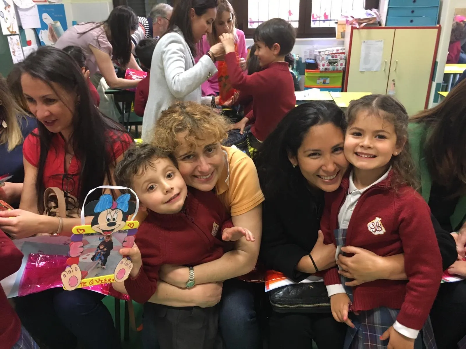 Foto 9 - Los alumnos de Educaci&oacute;n Infantil del San Juan Bosco celebran el D&iacute;a de la Madre
