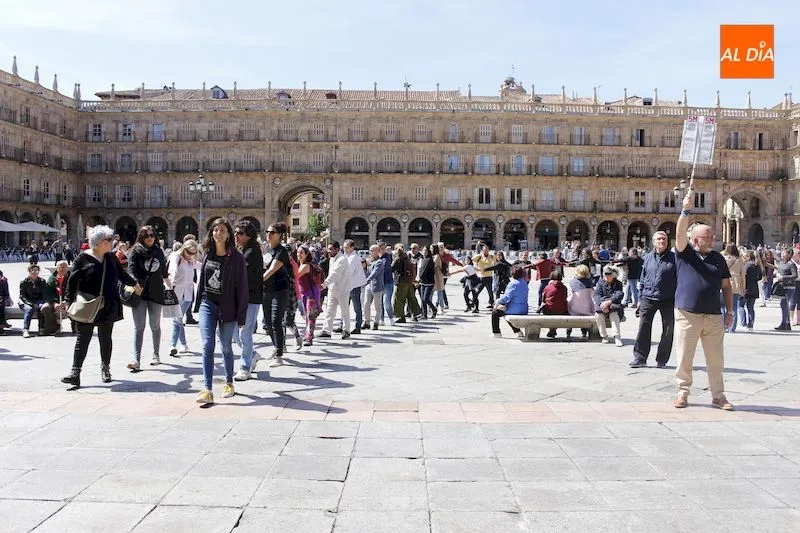Foto 6 - La Asamblea de Apoyo a Personas Migrantes celebra &lsquo;El Abrazo de los Pueblos&rsquo;