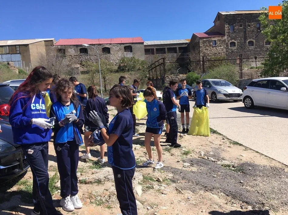 Foto 7 - Los alumnos del Colegio San Juan Bosco participan en un proyecto medioambiental