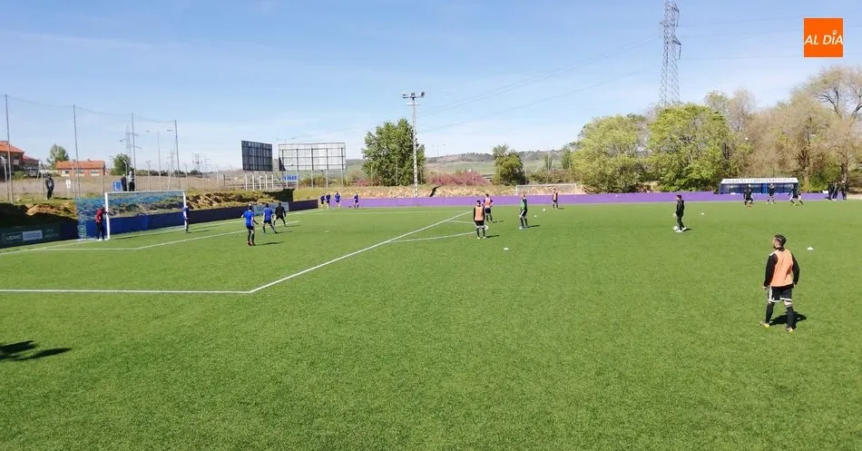 Foto 2 - El Salamanca UDS cae al playout y sale herido de muerte de Valladolid (1-0)