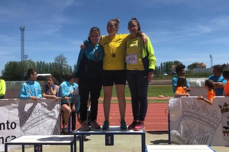 Foto 8 - El CD Los Leones de Vitigudino logra cuatro medallas en otras tantas finales del provincial de...