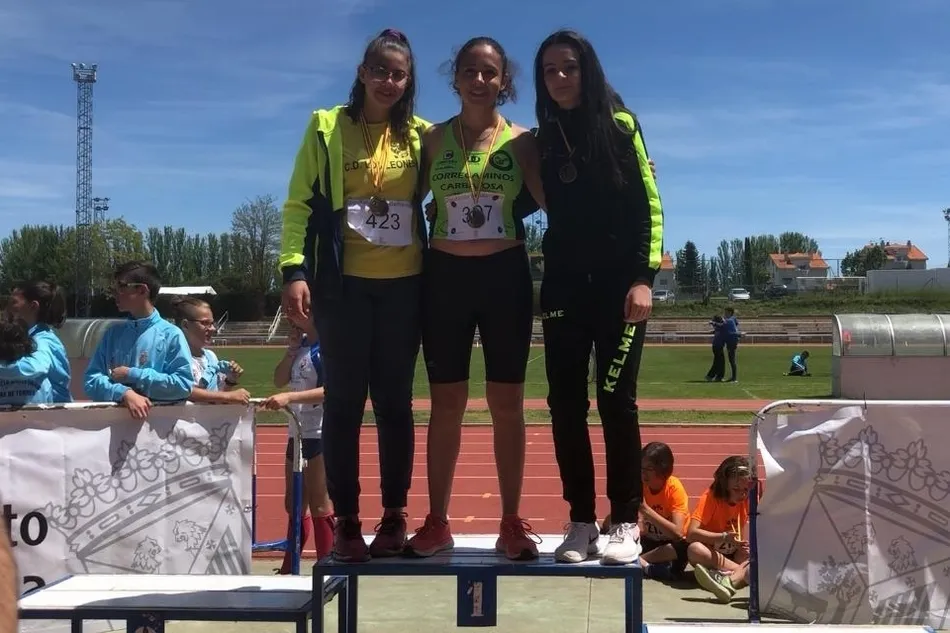 Foto 6 - El CD Los Leones de Vitigudino logra cuatro medallas en otras tantas finales del provincial de...