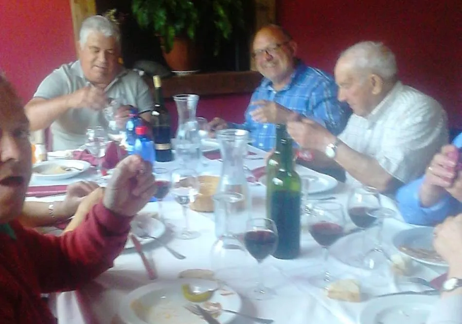 La AVV de El Puente y Huertas de La Artesa se adentra en la Sierra de Francia  