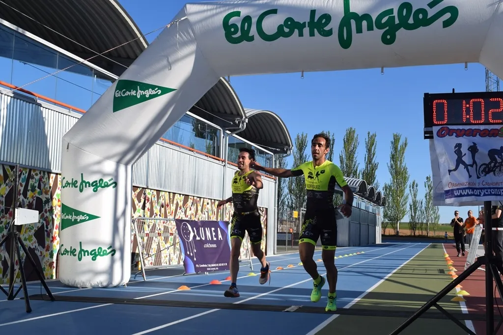Foto 11 - Carlos Rodr&iacute;guez y Sonia S&aacute;nchez se imponen en el IV Duatl&oacute;n Cross de Carbajosa