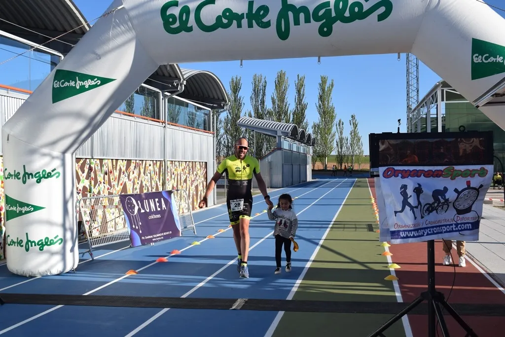 Foto 10 - Carlos Rodr&iacute;guez y Sonia S&aacute;nchez se imponen en el IV Duatl&oacute;n Cross de Carbajosa