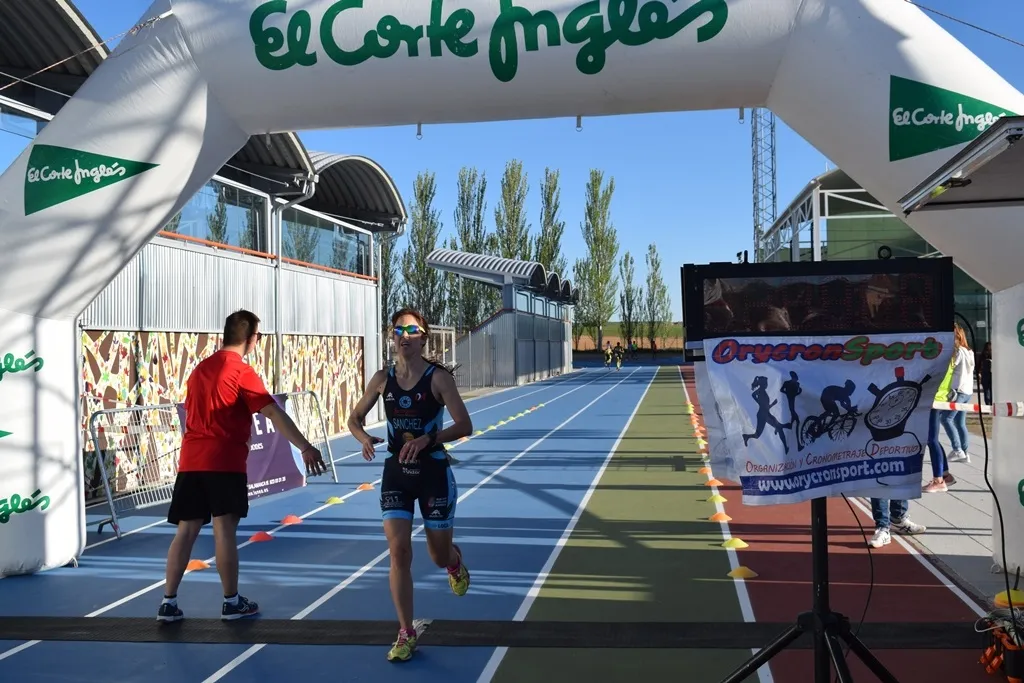 Foto 9 - Carlos Rodr&iacute;guez y Sonia S&aacute;nchez se imponen en el IV Duatl&oacute;n Cross de Carbajosa