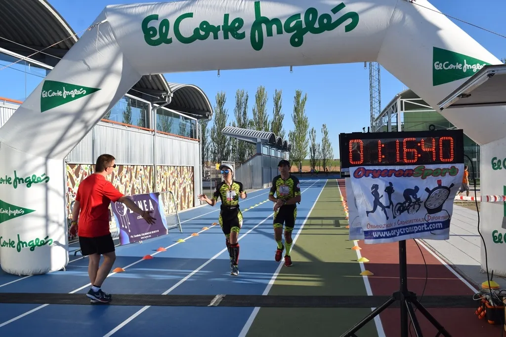 Foto 6 - Carlos Rodr&iacute;guez y Sonia S&aacute;nchez se imponen en el IV Duatl&oacute;n Cross de Carbajosa