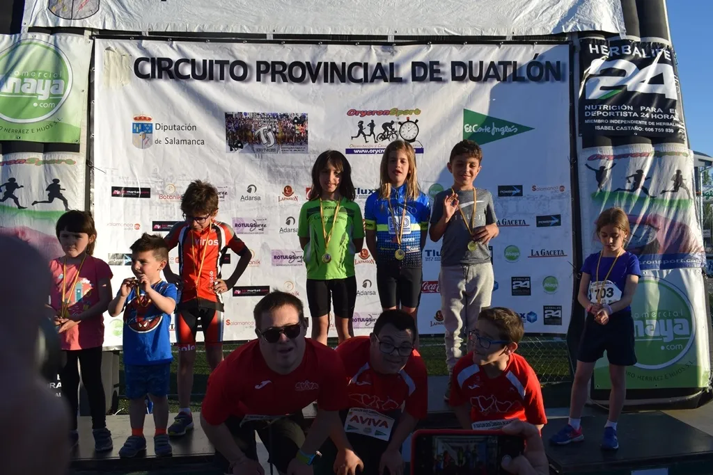 Foto 2 - Carlos Rodr&iacute;guez y Sonia S&aacute;nchez se imponen en el IV Duatl&oacute;n Cross de Carbajosa