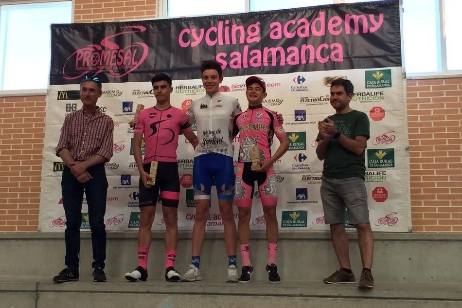 Foto 6 - Iv&aacute;n Romeo y Estela Dom&iacute;nguez se proclaman vencedores&nbsp;del I Trofeo de Ciclismo Cadete Sard&oacute;n de ...