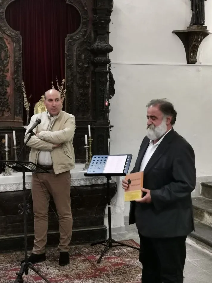 Foto 4 - Monterrubio de la Sierra se vuelca con su patrona en una emotiva ofrenda floral