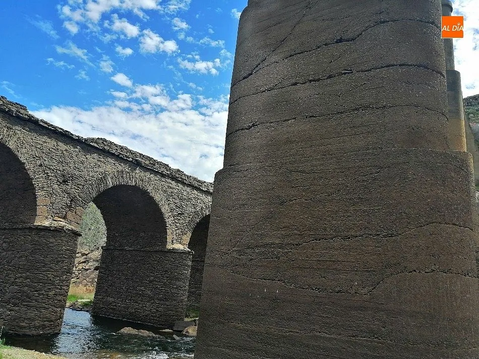 Foto 3 - As&iacute; marcha la construcci&oacute;n del nuevo puente del Risco de Martiago  