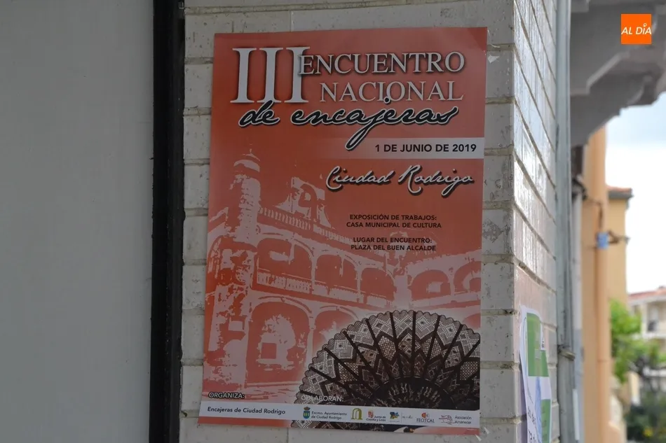Foto 2 - Desvelado el cartel del III Encuentro Nacional de Encajeras de Ciudad Rodrigo  