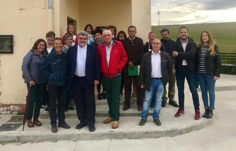 El PSOE se reúne con representantes de las asociaciones de vecinos  