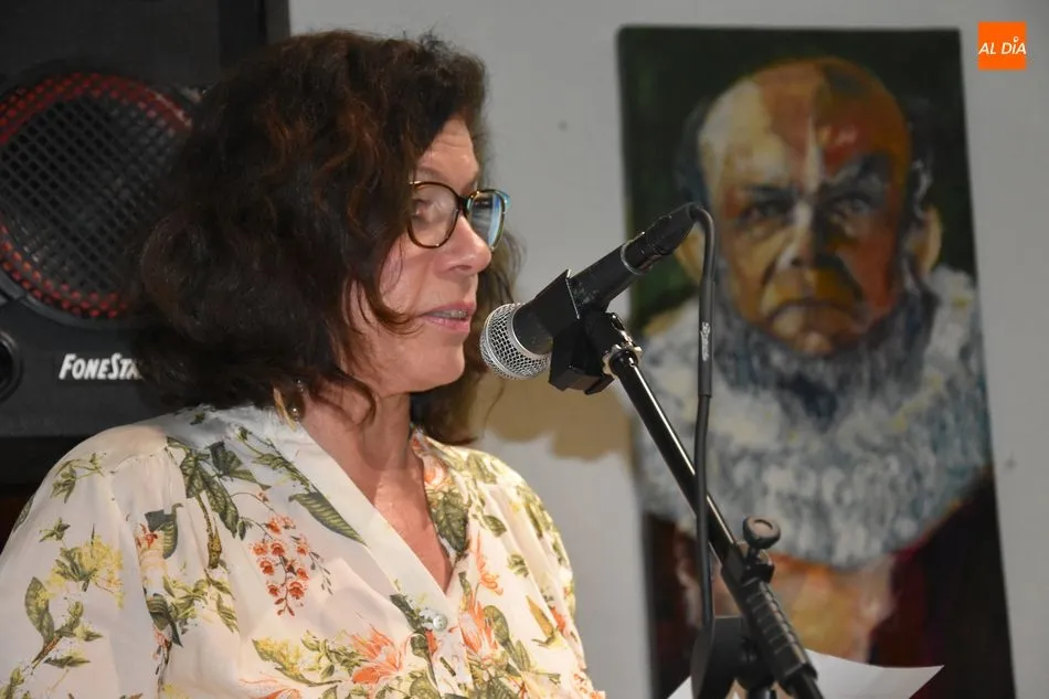 Foto 5 - &Aacute;ngeles P&eacute;rez L&oacute;pez y Gabriel Vi&ntilde;als, ejemplares &uacute;nicos de poes&iacute;a y pintura